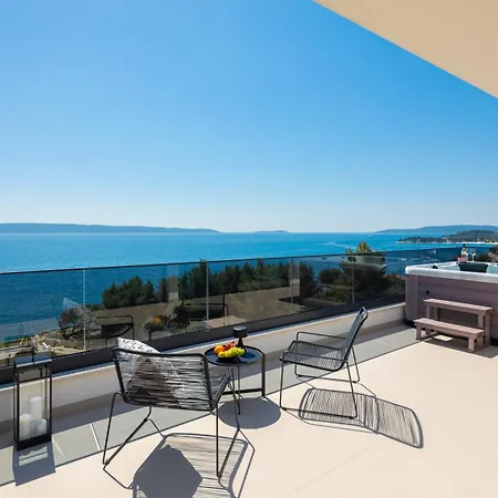 Villa Luxury Sea Idea With Outdoor Swimming Pool In Okrug Gornji - Trogir